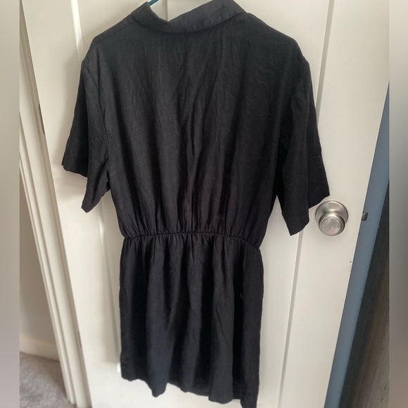 A&F knit dress with cutout - Picture 2 of 3